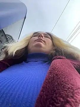 Snapshot of KateBurlesk chatting on 5, 2, 2026 KateBurlesk online show from 5, 2, 2026