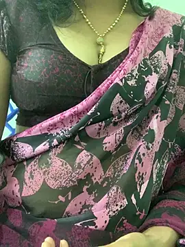 honeygirl6996 online show from 18, 7, 2026