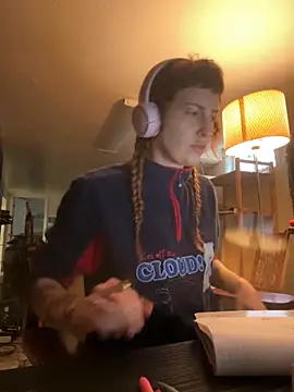 ashtrayhaterz online show from 26, 11, 2025