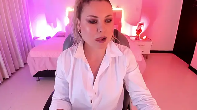 Violeta Hotter online show from 19, 12, 2025