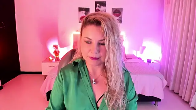 Violeta Hotter online show from 16, 12, 2025