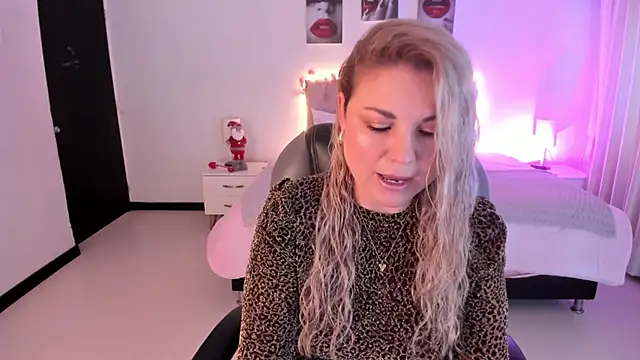 Violeta Hotter online show from 26, 11, 2025