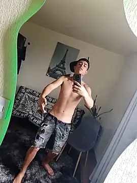 Snapshot of Cute_eliot chatting on 23, 11, 2025 Cute eliot online show from 23, 11, 2025