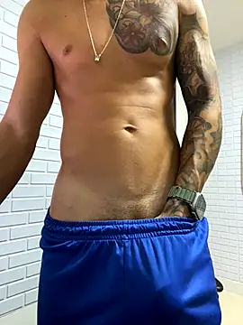 Snapshot of enzofelipe chatting on 3, 12, 2025 enzofelipe online show from 3, 12, 2025