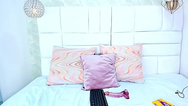 thalia nichols online show from 13, 3, 2026