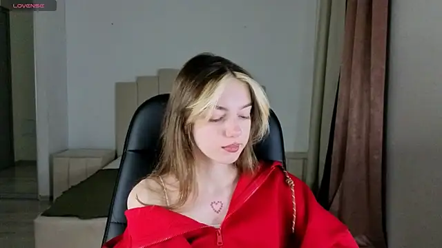 MILLIE MUR online show from 14, 1, 2026