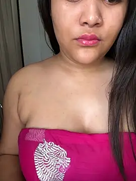 DivyaSharma999 online show from 25, 11, 2025