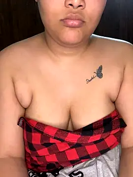 DivyaSharma999 online show from 26, 11, 2025