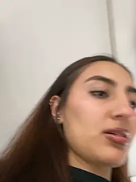 ZoeJohnson Pink online show from 6, 3, 2026