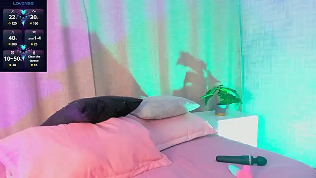 Jenn Owens online show from 26, 11, 2025