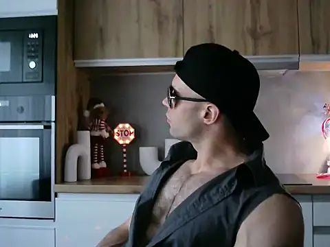 Snapshot of ScottBarlow chatting on 2, 12, 2025 ScottBarlow online show from 2, 12, 2025