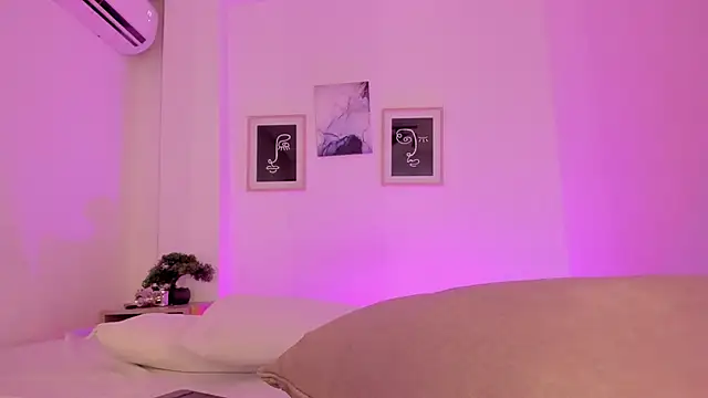 alejandrarojas  online show from 26, 3, 2026