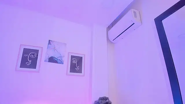 alejandrarojas  online show from 6, 4, 2026