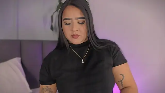 Snapshot of alejandrarojas_ chatting on 30, 6, 2026 alejandrarojas online show from 30, 6, 2026