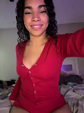 Snapshot of Kiki_hammyy chatting on 7, 7, 2026 Kiki hammyy online show from 7, 7, 2026