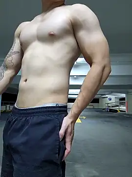 Valerious180 online show from 10, 4, 2026