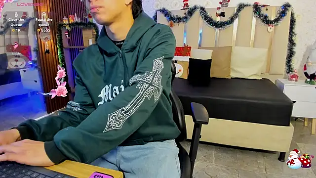 kaelwolf tay online show from 22, 12, 2025