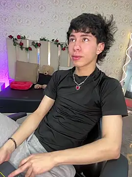 kaelwolf tay online show from 31, 3, 2026