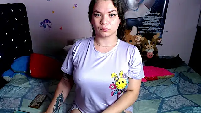 Snapshot of ShantalTsFox chatting on 17, 6, 2026 ShantalTsFox online show from 17, 6, 2026