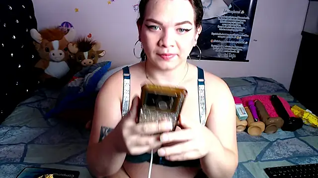 Snapshot of ShantalTsFox chatting on 19, 6, 2026 ShantalTsFox online show from 19, 6, 2026
