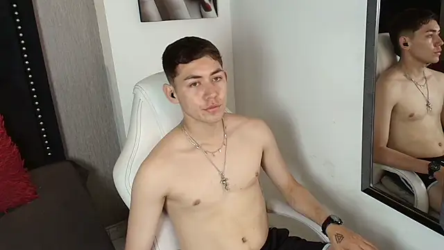 LoganFoster  online show from 10, 1, 2026