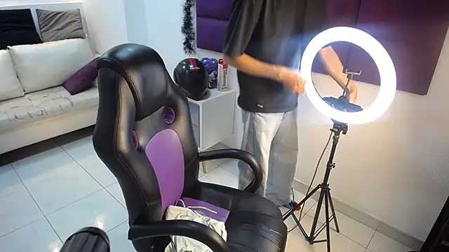 LoganFoster  online show from 22, 12, 2025