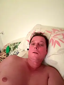 zsoltsebestyen1 online show from 30, 11, 2025