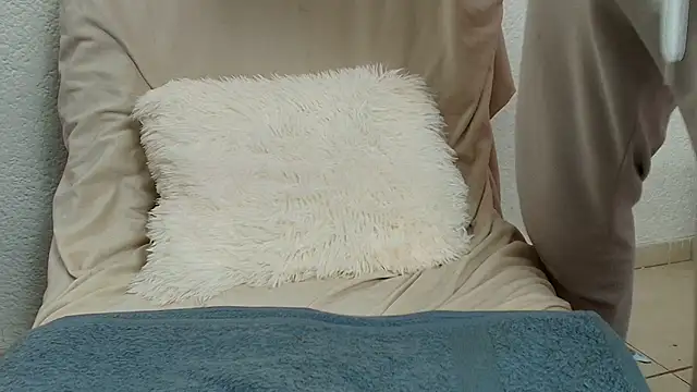 Snapshot of Daisuke_01 chatting on 14, 12, 2025 Daisuke 01 online show from 14, 12, 2025