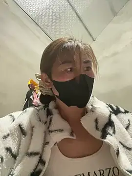 meganmeo online show from 18, 4, 2026