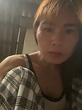 Snapshot of meganmeo chatting on 12, 5, 2026 meganmeo online show from 12, 5, 2026