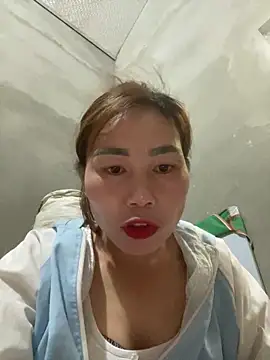 Snapshot of meganmeo chatting on 27, 4, 2026 meganmeo online show from 27, 4, 2026