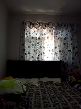 EweXZZ online show from 28, 11, 2025