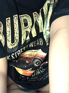 ArielMai online show from 28, 11, 2025