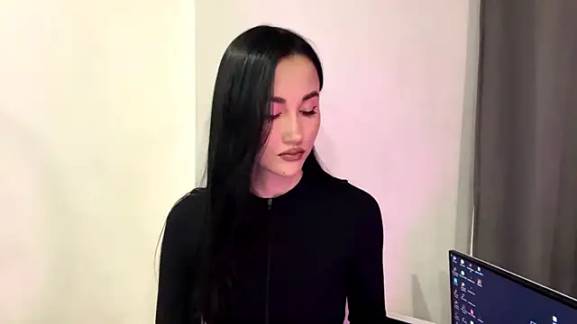 Snapshot of Beautyofnlka chatting on 27, 11, 2025 Beautyofnlka online show from 27, 11, 2025