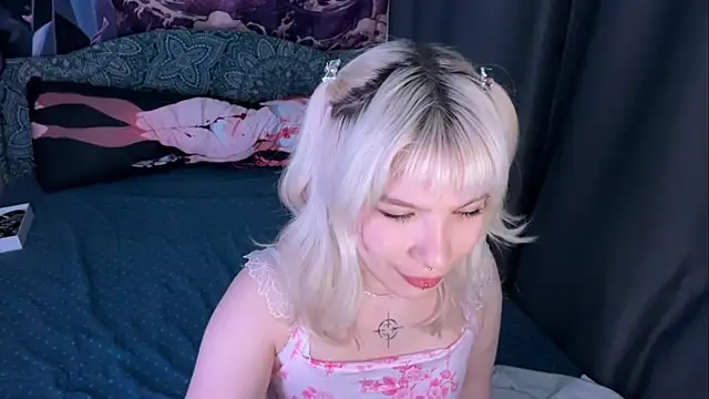 LolaDollyMur online show from 15, 12, 2025