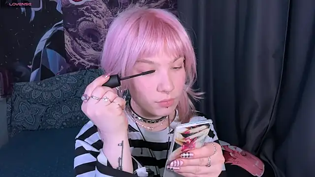 LolaDollyMur online show from 18, 12, 2025