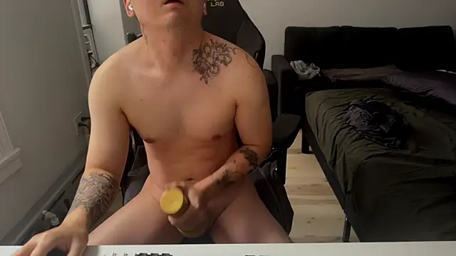 Snapshot of kyysaua chatting on 15, 12, 2025 kyysaua online show from 15, 12, 2025