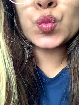 hotladki5 online show from 17, 12, 2025