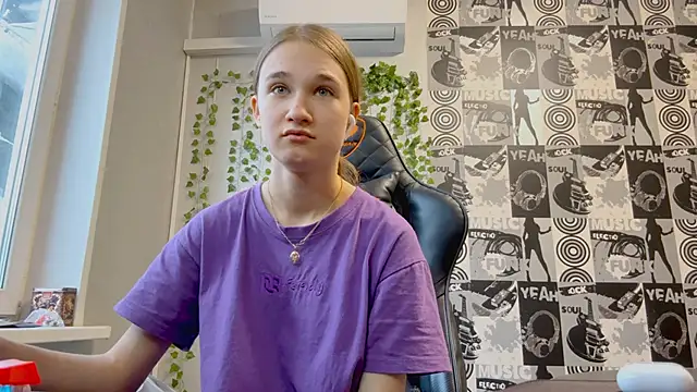 helgicuteness online show from 10, 1, 2026