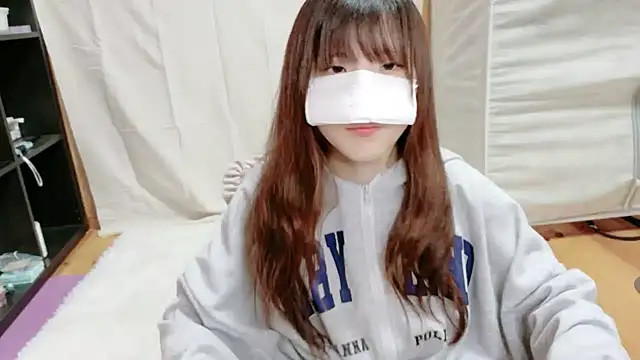  NATSUMI online show from 11, 1, 2026