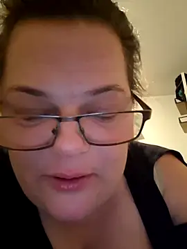 Tasmine online show from 24, 11, 2025