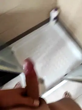 ParejaOcultaXX online show from 17, 12, 2025