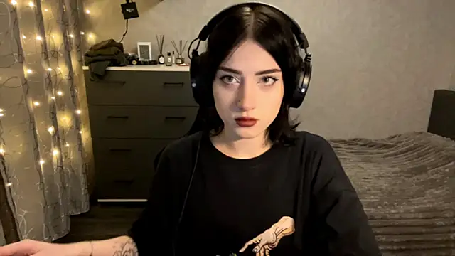 Meowluly online show from 12, 1, 2026