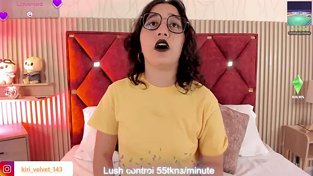 Kiri Velvet online show from 22, 6, 2026