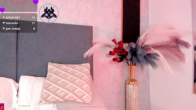 Kiri Velvet online show from 7, 7, 2026