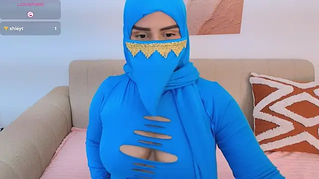 Mayraa arabelle online show from 28, 11, 2025