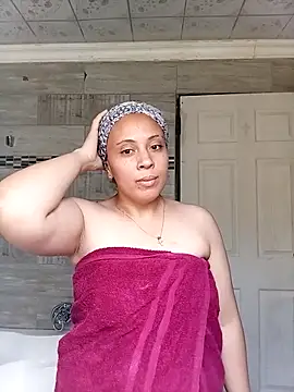 sexymaxine15 online show from 30, 11, 2025