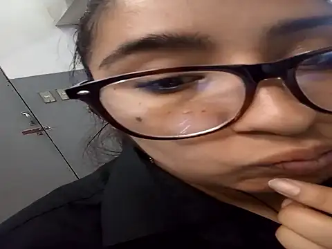 Bizcochitoc4 online show from 7, 1, 2026