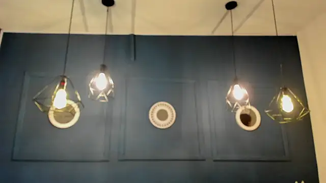 Snapshot of Skyy_bloom chatting on 5, 12, 2025 Skyy bloom online show from 5, 12, 2025