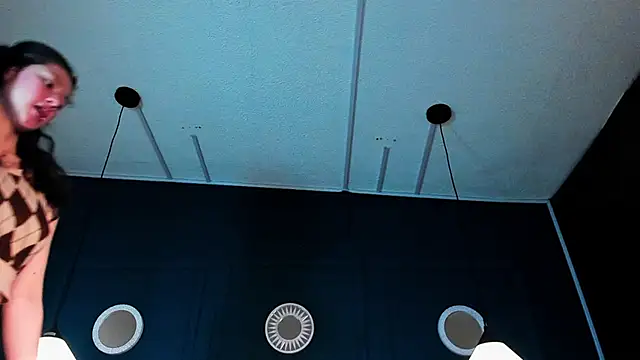 Snapshot of Skyy_bloom chatting on 20, 12, 2025 Skyy bloom online show from 20, 12, 2025